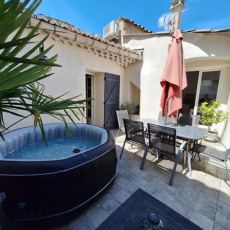 Malaucène La Bonbonniere Gite De Charme Avec Jacuzzi מראה חיצוני תמונה
