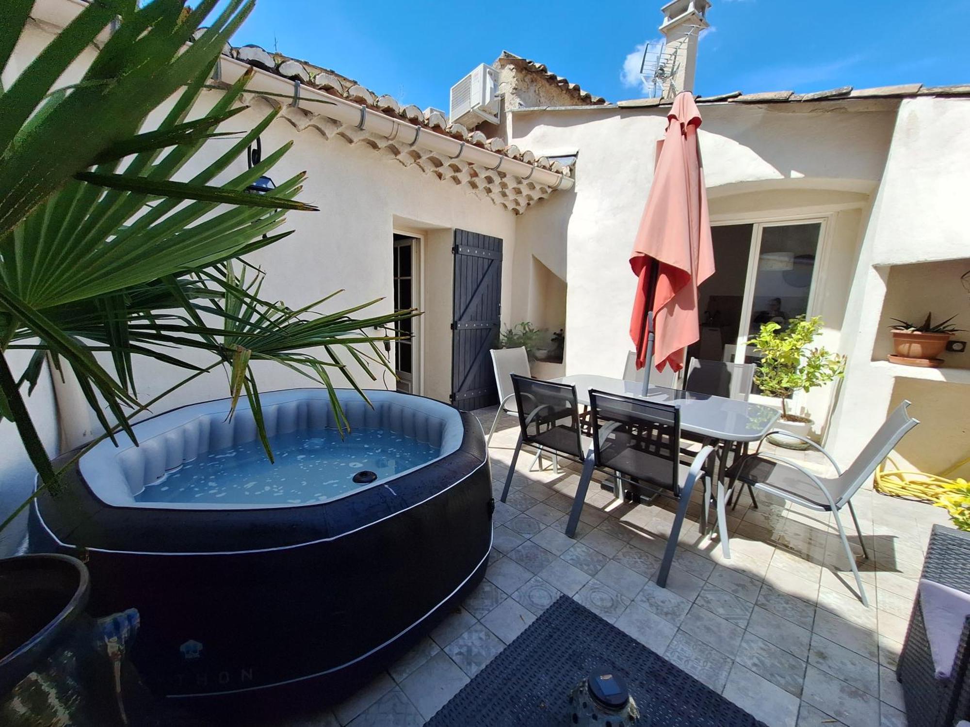 Malaucène La Bonbonniere Gite De Charme Avec Jacuzzi מראה חיצוני תמונה